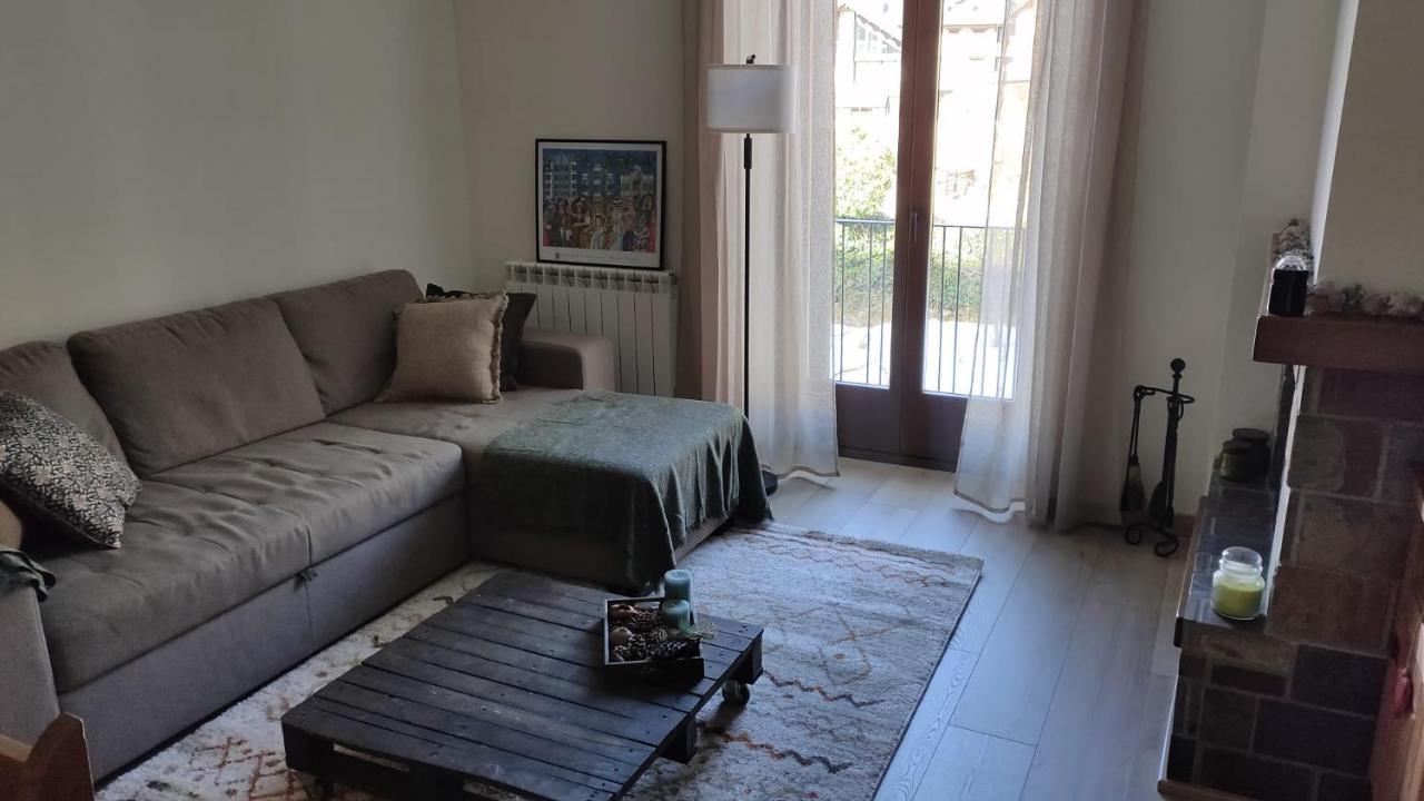 Apartament Ca La Nena エステリ・ダネウ エクステリア 写真